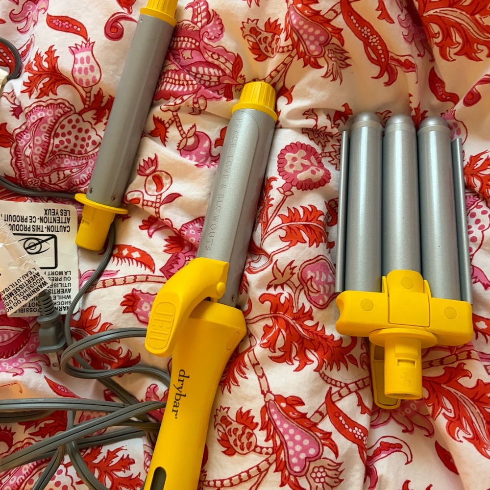 Drybar curler